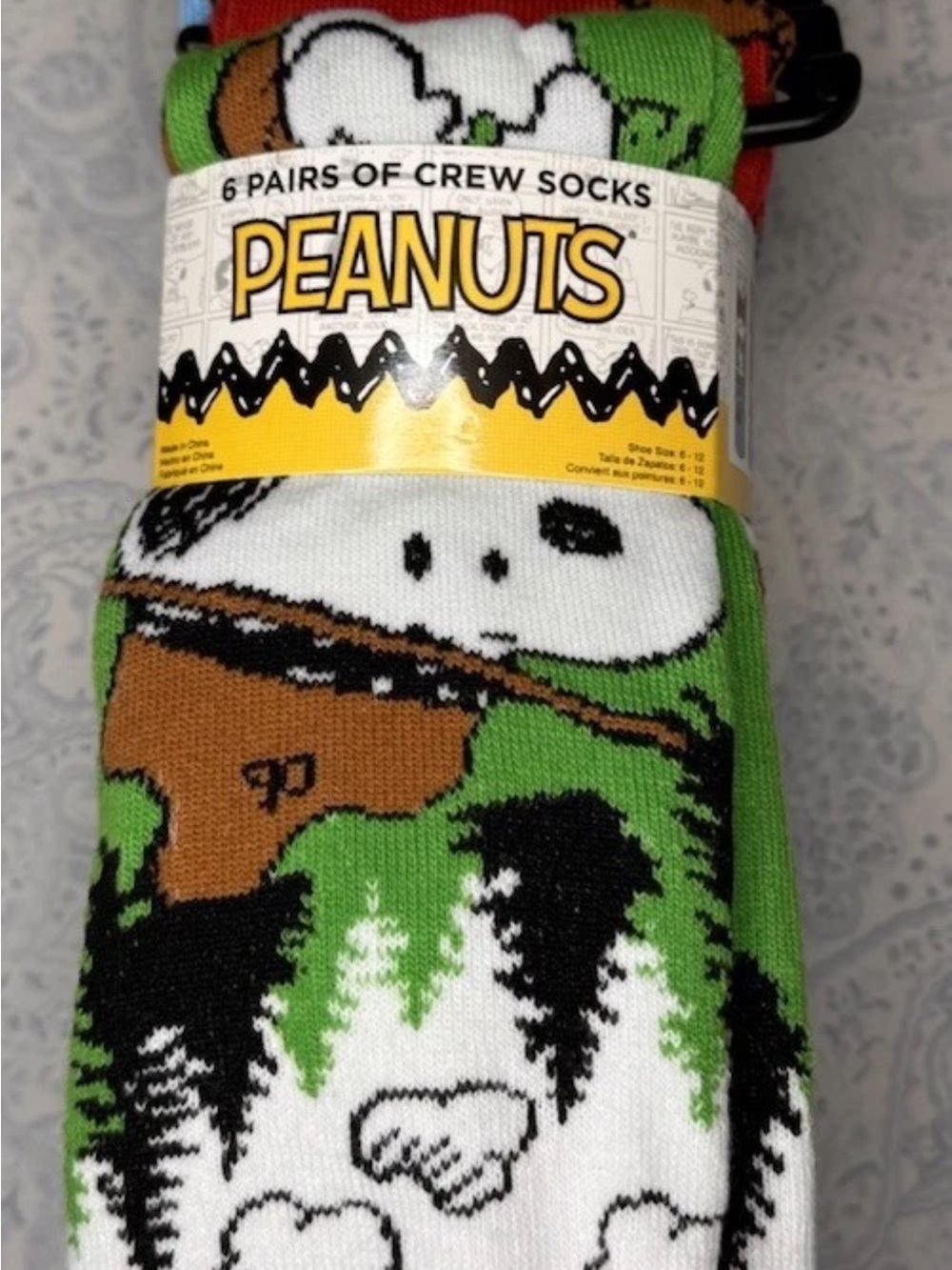 Peanuts Men’s Crew Socks - Green White Black Brown